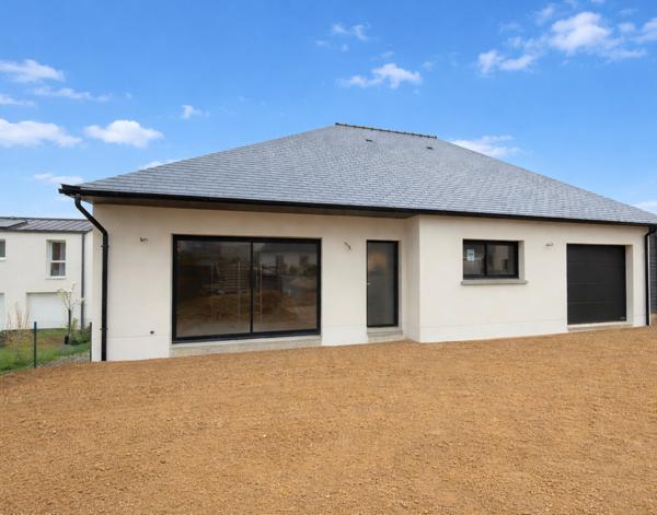 Maison plain pied à SAINT BERTHEVIN 5 pièces