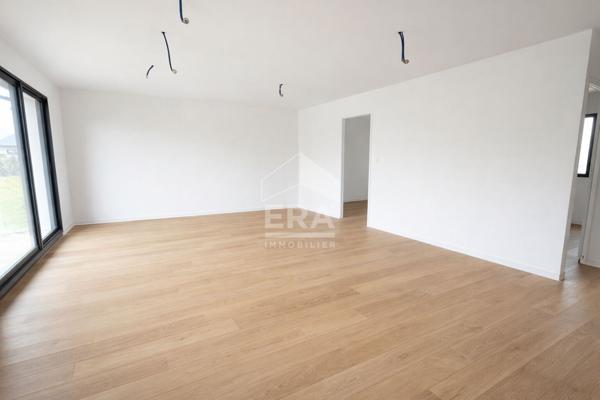 Maison plain pied à SAINT BERTHEVIN 5 pièces