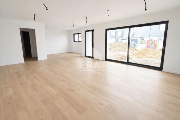 Maison plain pied à SAINT BERTHEVIN 5 pièces