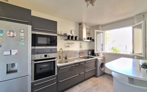 Maison à vendre    4 pièces • 100 m2 La Norville