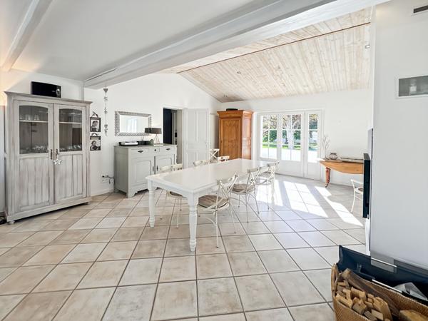 Maison T6 proche Forêt et Plage