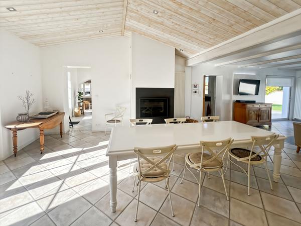 Maison T6 proche Forêt et Plage