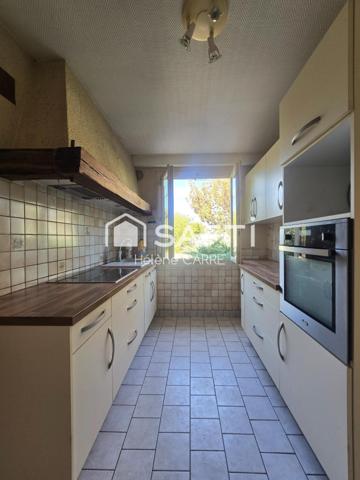 Maison 6 pièces avec très grand garage