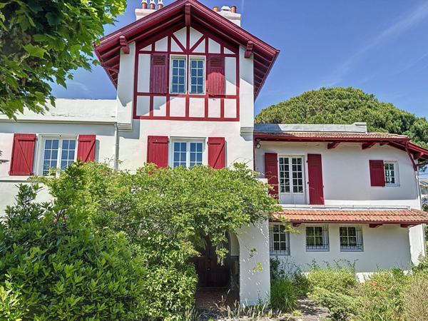 Maison à vendre    11 pièces • 400 m2 Anglet