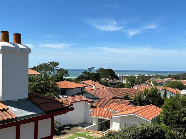 Maison à vendre    11 pièces • 400 m2 Anglet