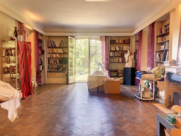 Maison à vendre    11 pièces • 400 m2 Anglet