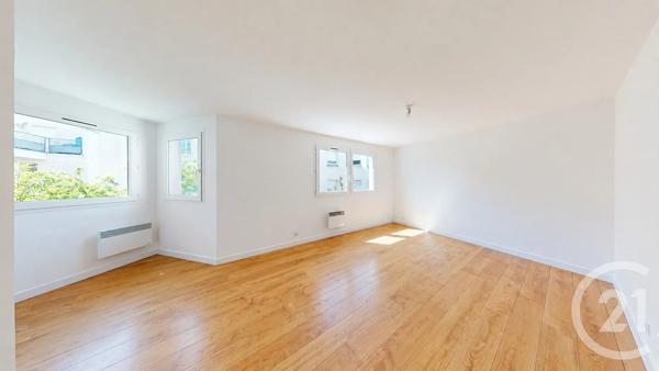 Appartement F4 à vendre  4 pièces - 85,29 m 2   AUBERVILLIERS  - 93