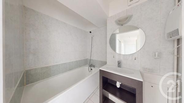 Appartement F4 à vendre  4 pièces - 85,29 m 2   AUBERVILLIERS  - 93