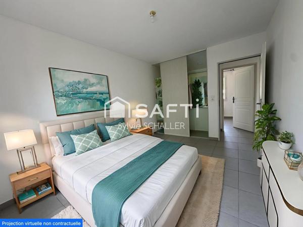 Maison semi-mitoyenne EN VILLE avec 1 extérieur clos, 1 garage et 3 places de parking