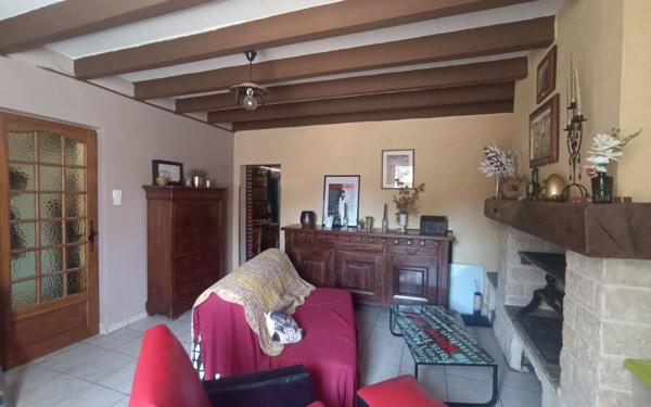 Maison à vendre    6 pièces •  Saint-Loubouer