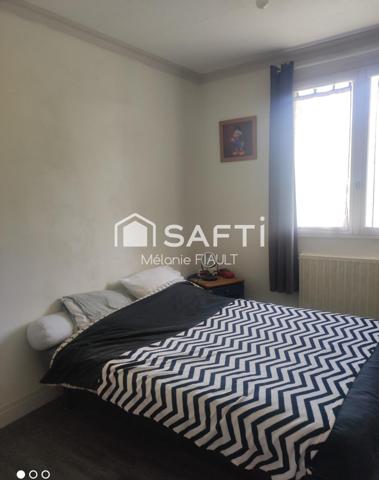 Maison plain pied à Flers, implantée sur 497 m² de terrain; à saisir.