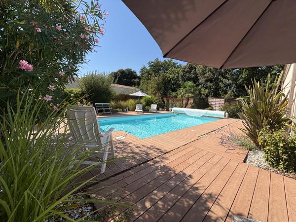 MAISON FAMILIALE AVEC PISCINE – LES SABLES D’OLONNE Toutes les caractéristiques