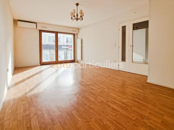 Vente
                Appartement50 m² - 2 Pièces -
                    NANTES (44000)