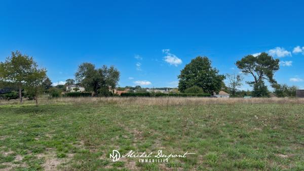 Terrain à bâtir de 1717 m²