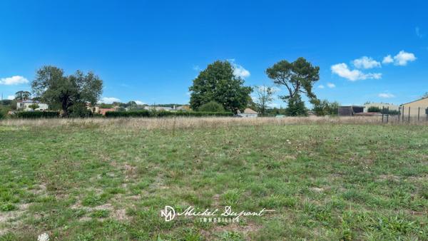 Terrain à bâtir de 1717 m²