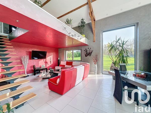 Maison d’architecte 6 pièces de 220 m² à Saint-Pierre-Eynac (43260)