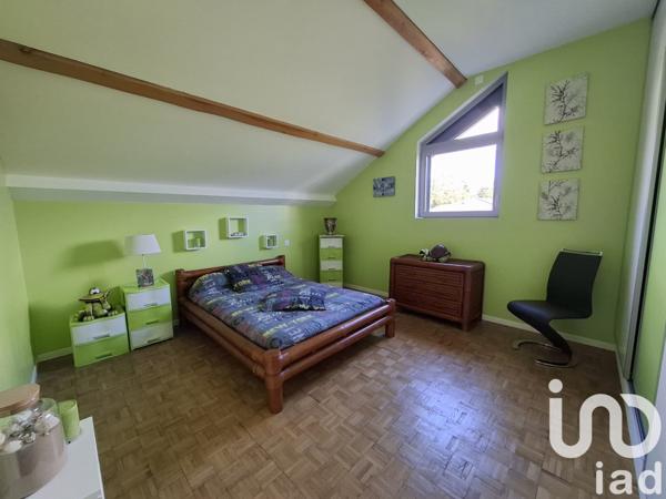 Maison d’architecte 6 pièces de 220 m² à Saint-Pierre-Eynac (43260)