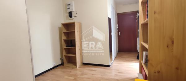 Appartement Dole 3 pièce(s) 67.54 m2, résidence sécurisée + box + parking + cave....