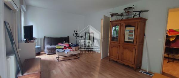 Appartement Dole 3 pièce(s) 67.54 m2, résidence sécurisée + box + parking + cave....