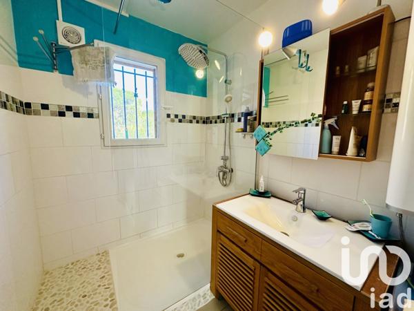 Maison 4 pièces de 89 m² à Le Cannet-des-Maures (83340)