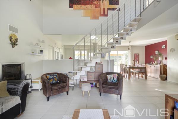 BELLE ET LUMINEUSE VILLA T5 - Lamasquere (31600)
