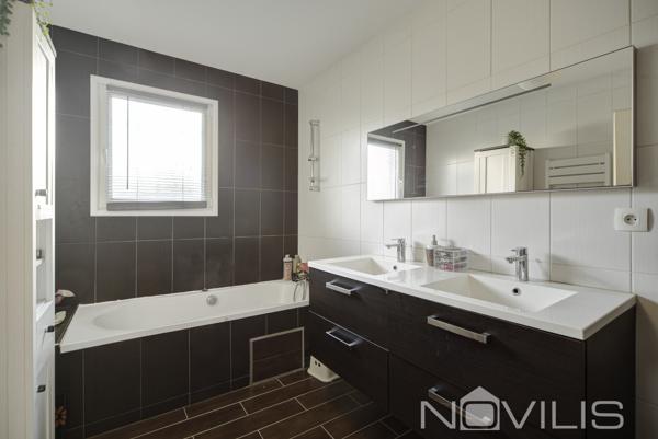 BELLE ET LUMINEUSE VILLA T5 - Lamasquere (31600)