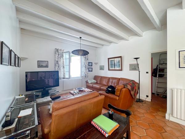 Maison à vendre 8 pièces AYTRE (17)