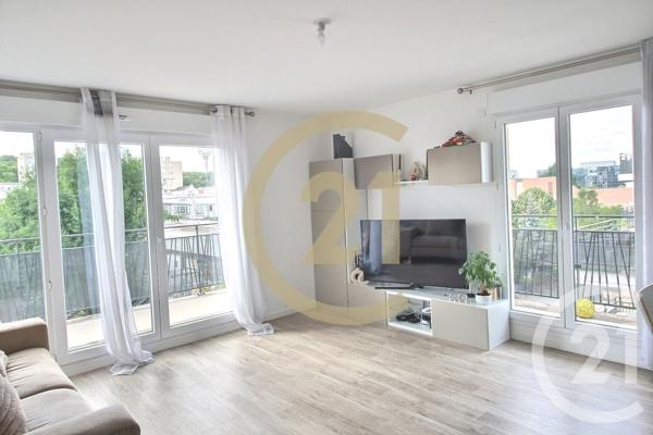 Appartement F4 à vendre  4 pièces - 77,77 m2 ROMAINVILLE - 93