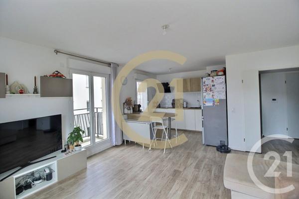 Appartement F4 à vendre  4 pièces - 77,77 m2 ROMAINVILLE - 93