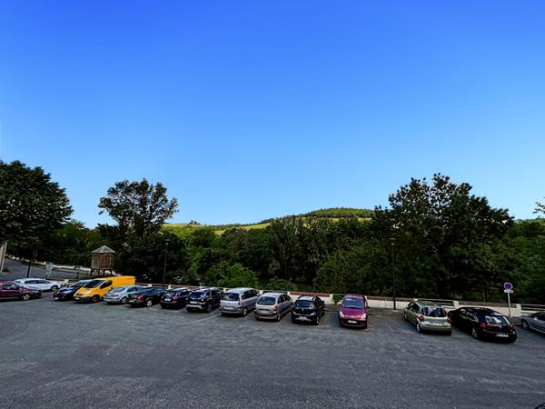 Maison de village 3/ 4 pièces - Coeur Bessières