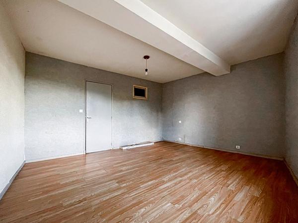 Maison de village 3/ 4 pièces - Coeur Bessières