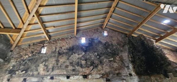 Ancienne ferme ou entrepôt