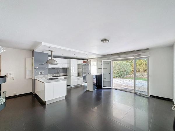 13010 Saint Tronc Rez de jardin Type 3