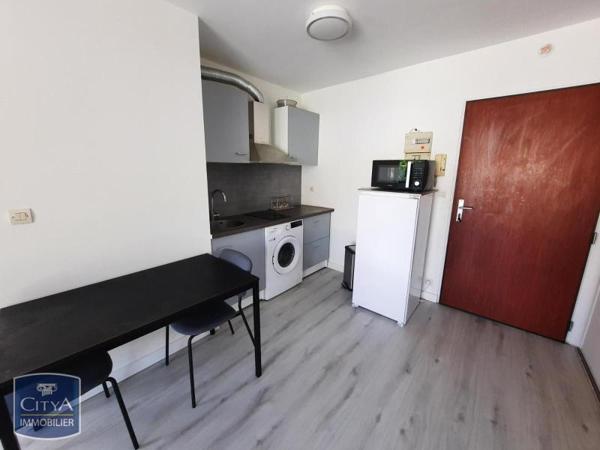 Appartement à louer 1 pièce 30.58m²