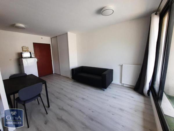 Appartement à louer 1 pièce 30.58m²