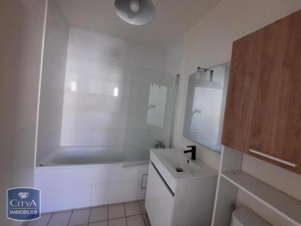 Appartement à louer 1 pièce 30.58m²