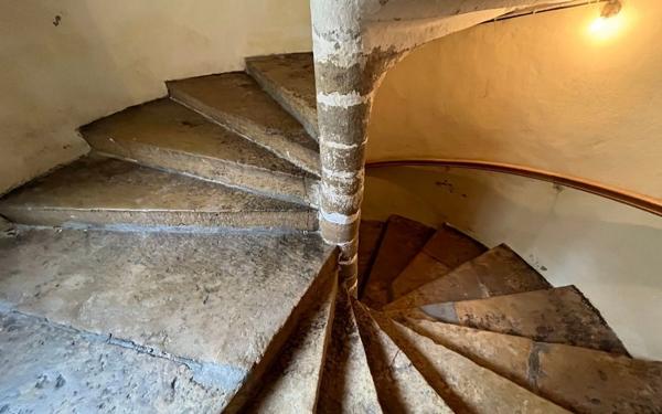 Appartement à louer    3 pièces • 69 m2 Mende