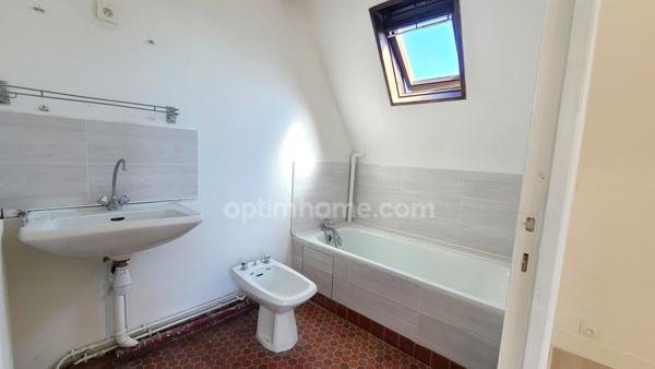 CHARTRES (28) - Appartement - 1 pièce - 37 m²