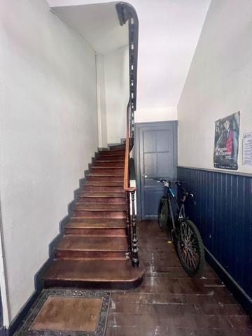 Hyper centre Pau duplex 4 pièce(s) cave et parking