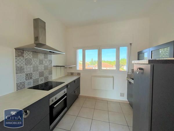 Appartement à louer 3 pièces 69.91m² Avignon (84000)