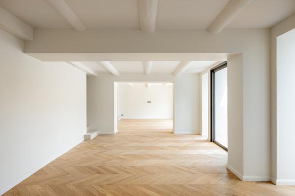 CARRÉ D’OR MARSEILLE 1300 - MAISON RÉNOVÉE TYPE 4 AVEC JARDIN, PISCINE ET DEUX STATIONNEMENTS