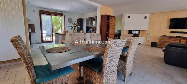 Vente                                                      Maison
                        
                     6 pièces                                         à Boissy-Saint-Léger