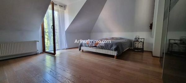 Vente                                                      Maison
                        
                     6 pièces                                         à Boissy-Saint-Léger