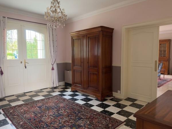 Centre ville Saint Berthevin - 238 m²