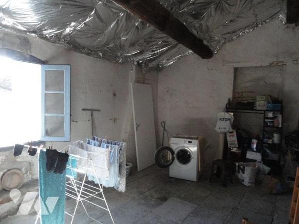 EN EXCLUSIVITE MAISON DE VILLE d'une superficie de 70m² habitable. Elle se compose en rez-de-ch...