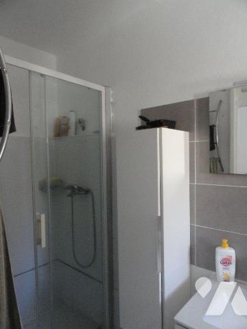 EN EXCLUSIVITE MAISON DE VILLE d'une superficie de 70m² habitable. Elle se compose en rez-de-ch...