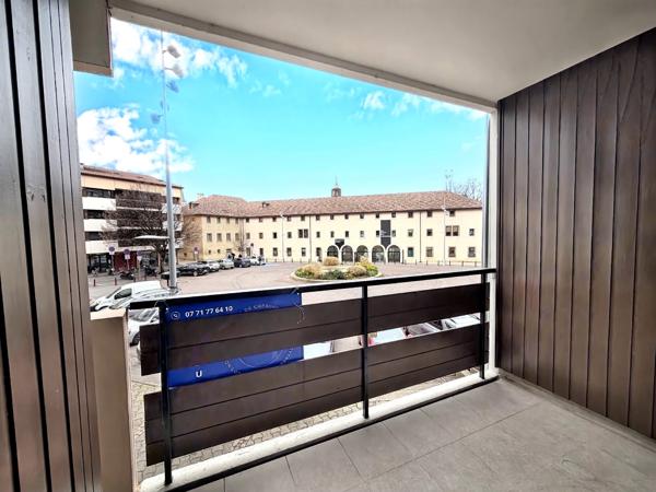 Appartement
                                                                                                                                                                                                                                                                                                                        3 pièce(s)                                                                                                                                                                                                          2 chambre(s)                                                                                                                                                                                                          66.86  m²