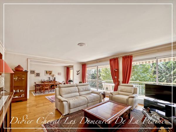 APPARTEMENT 120 M2 SANS VIS-À-VIS
