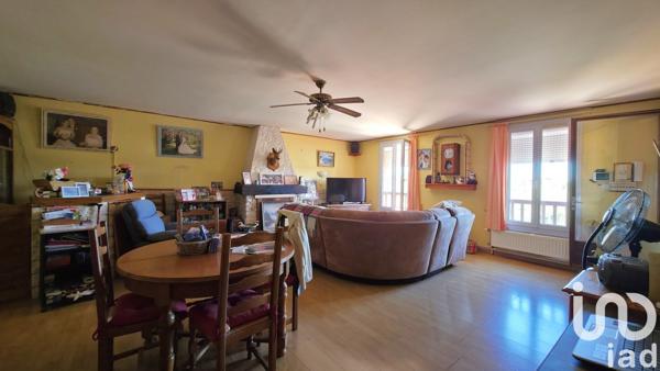 Appartement 5 pièces de 102 m² à Méjannes-le-Clap (30430)