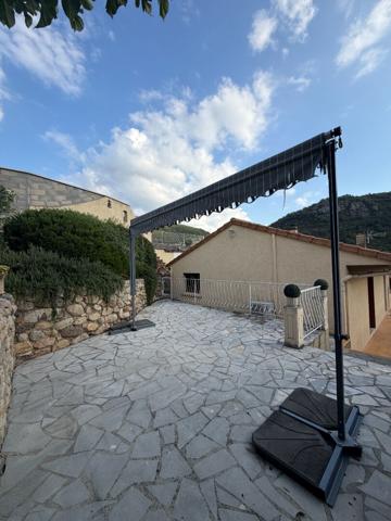 Appartement climatisé avec 2 chambres, terrasse et balcon